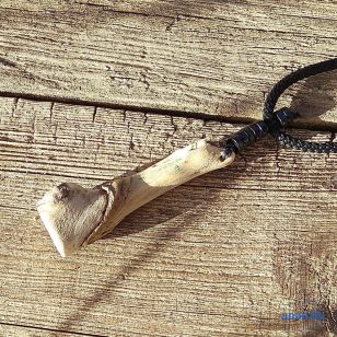   Fa nyaklánc, uszadékfa, fémmentes, antiallergén, újrahasznosított fa, környezetbarát, öko ékszer. Pipa