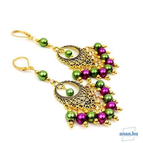 Aranyszínű fülbevaló lila és zöld gyöngyökkel