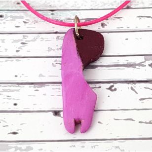   Nyaklánc, fekete, lila, uszadékfa, faragott, festett, egyedi, kézműves, Antal Ékszer