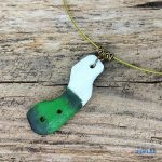 Fa nyaklánc, környezetbarát, újrahasznosított fa, uszadékfa, medál, nyaklánc, rozsdamentes, környezettudatos ékszer